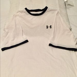 Under Armour Men’s white t-shirt with navy trim